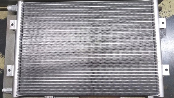 カーエアコンコンデンサー